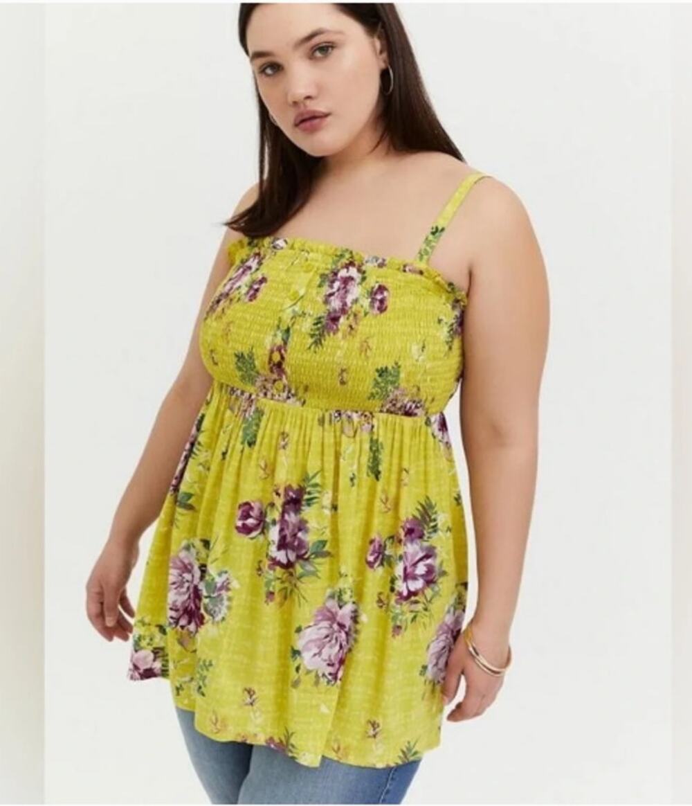 Torrid Women’s Size 1X Babydoll Challis Smocked Floral Cami Top Yellow Rayon